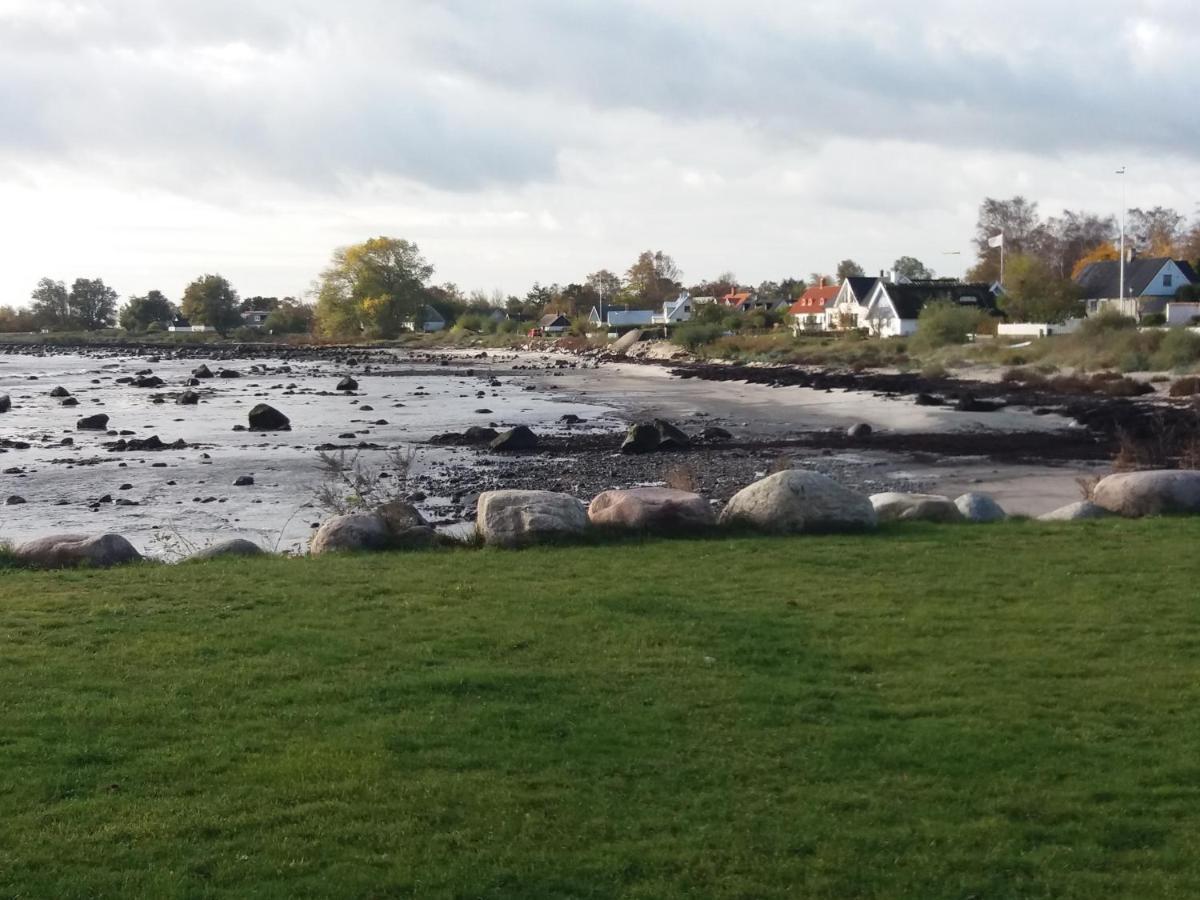 Pensionat Strandhuset I Abbekås Екстериор снимка